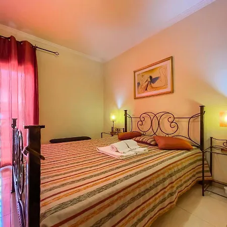 Old Town Center Walk To 아파트 *